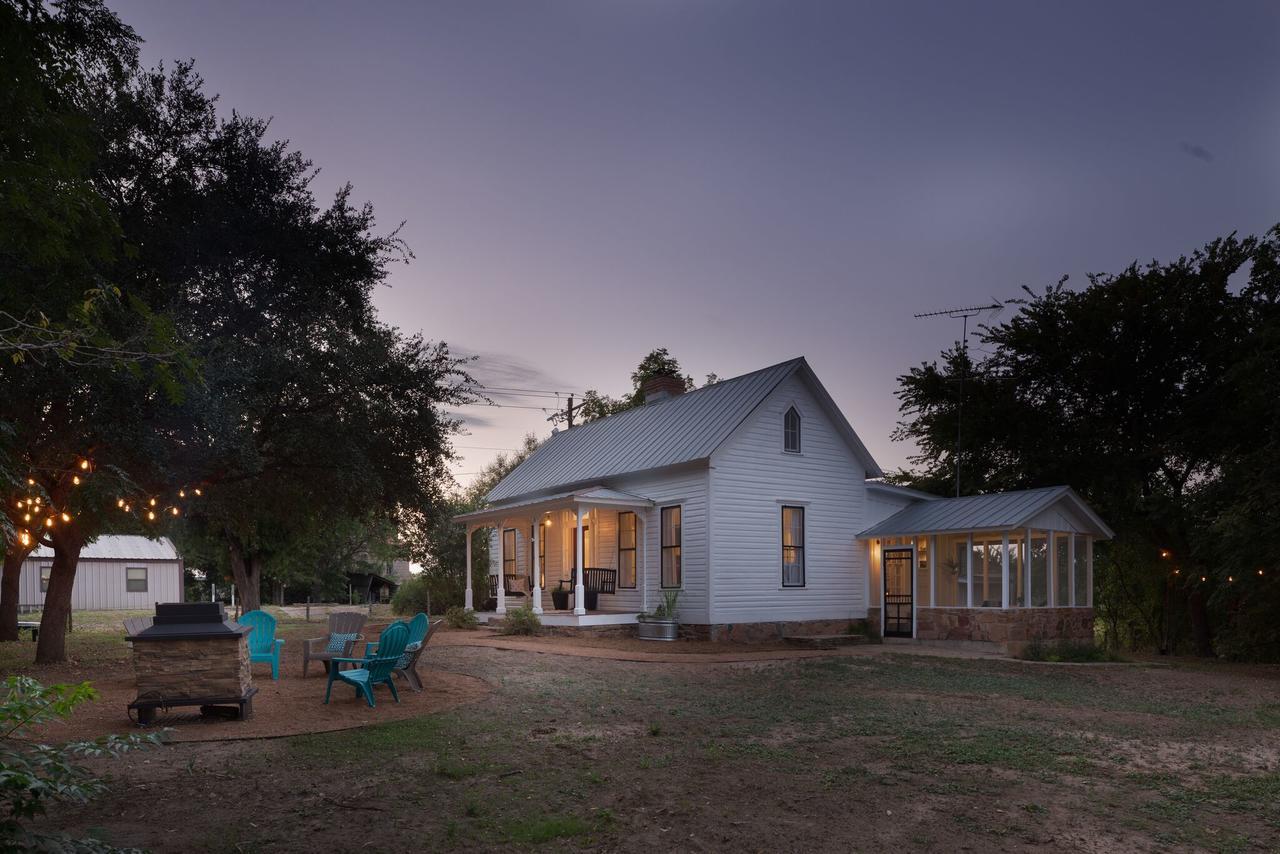 Mustard Seed B&B On The Llano Eksteriør billede